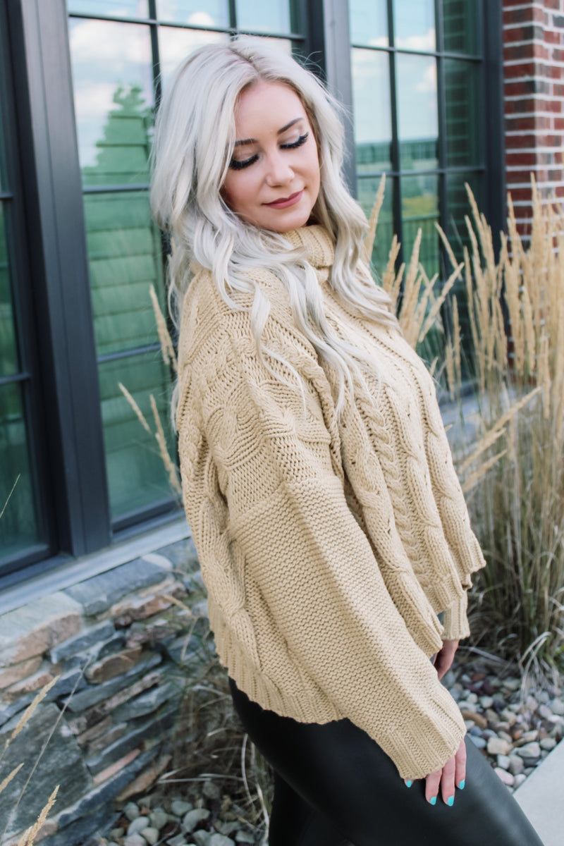 Tahoe Turtleneck Sweater - Honey